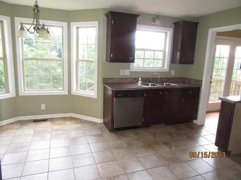 1204 Old Mack Road Clarksville, TN 37040 - Photo 4 of 9 Kitchen