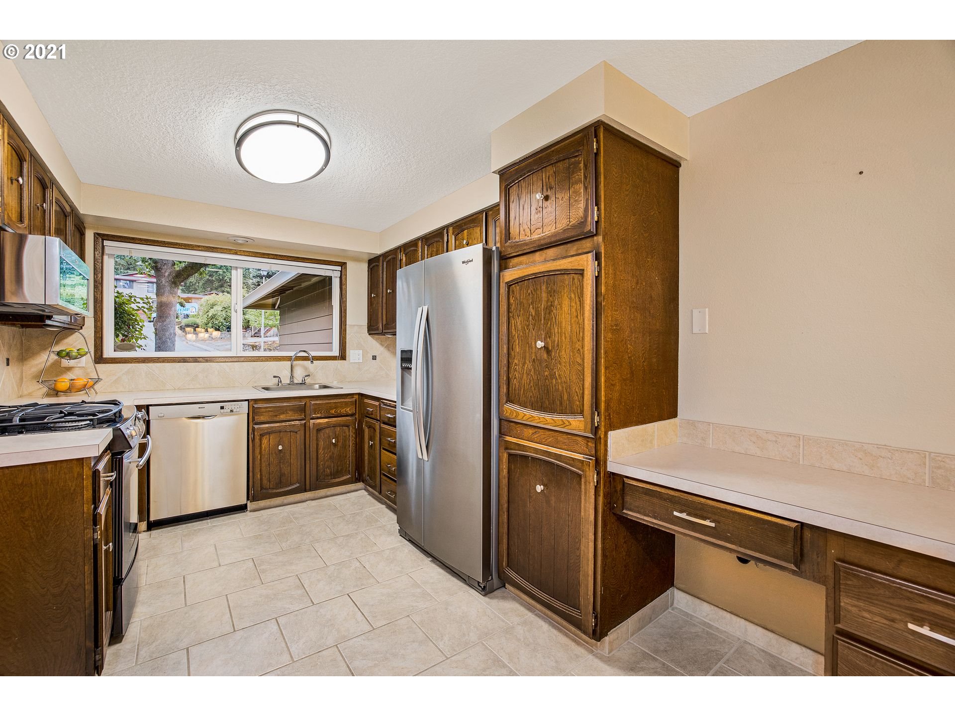 7510 Ridge Drive Gladstone, OR 97027 - Photo 7 of 32 Gallery Image 7