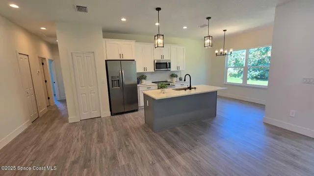 $2,300 | 557 Macon Street, Palm Bay, FL 32908