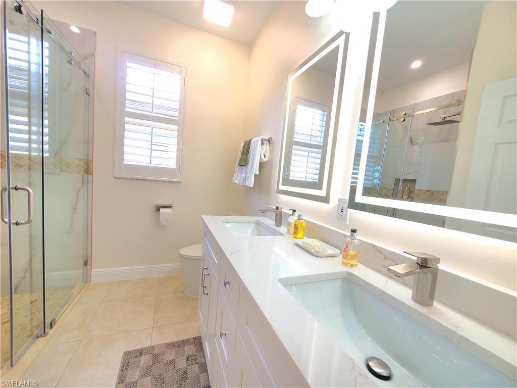 4748 Cerromar Drive Naples, FL 34112 - Photo 23 of 48