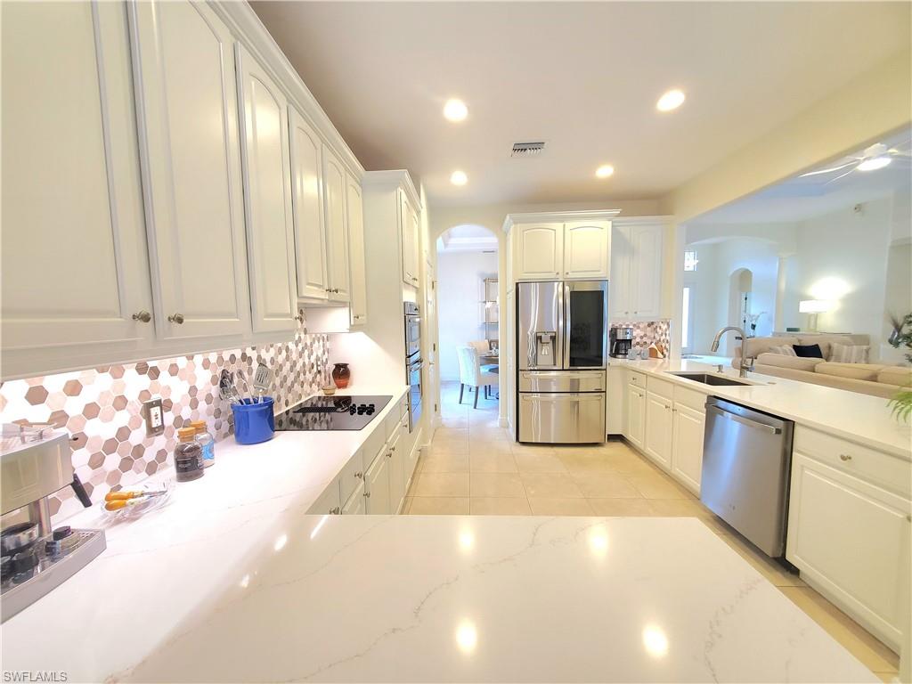 4748 Cerromar Drive Naples, FL 34112 - Photo 39 of 48