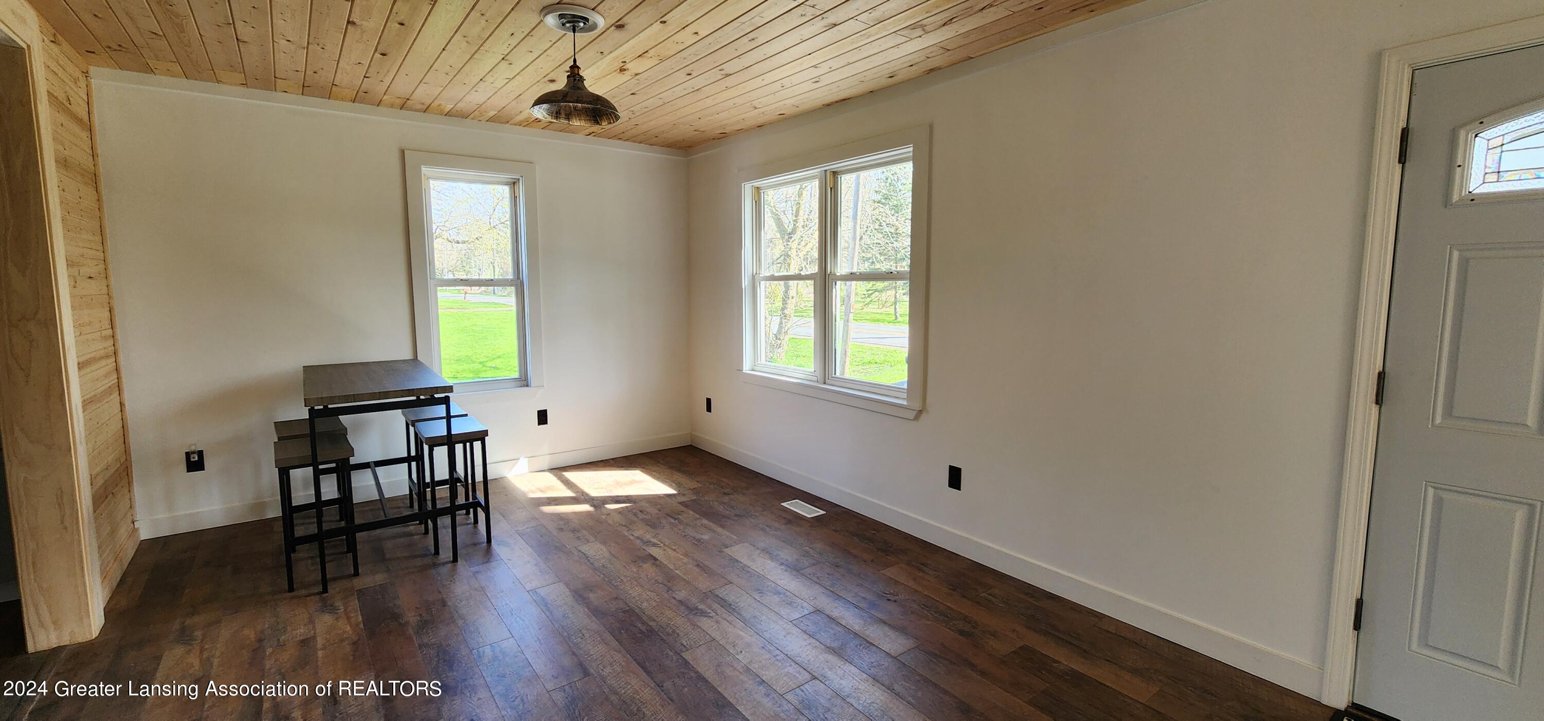 2325 North Eifert Road Holt, MI 48842 - Photo 13 of 42 20240416_110030