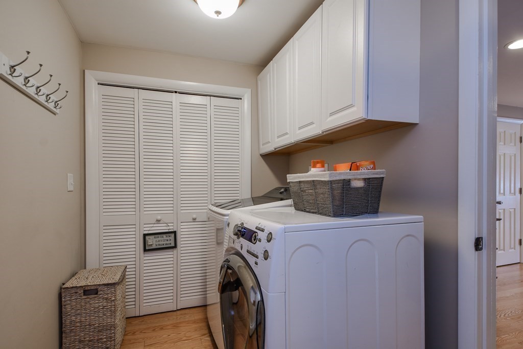 18 Raleigh Road Framingham, MA 01701 - Photo 18 of 18 a utility room with dryer and washer
