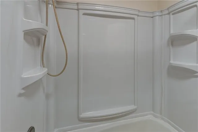 $260,000 | 10905 Bales Avenue, Kansas City, MO 64137