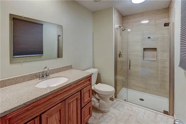 $260,000 | 10905 Bales Avenue, Kansas City, MO 64137