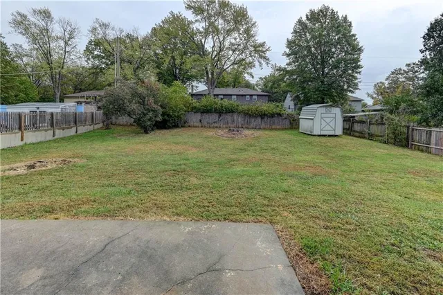 $260,000 | 10905 Bales Avenue, Kansas City, MO 64137