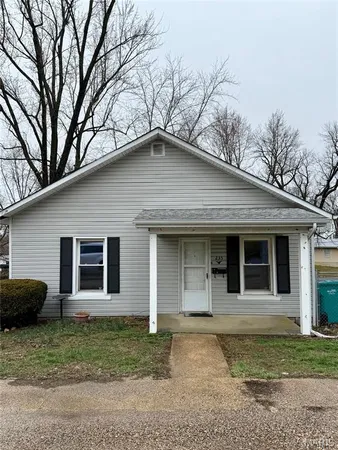 $123,500 | 235 East Oak Street, St. Clair, MO 63077
