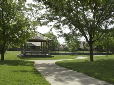 106 Kingsway Hesston, KS 67062 - Photo 7 of 11