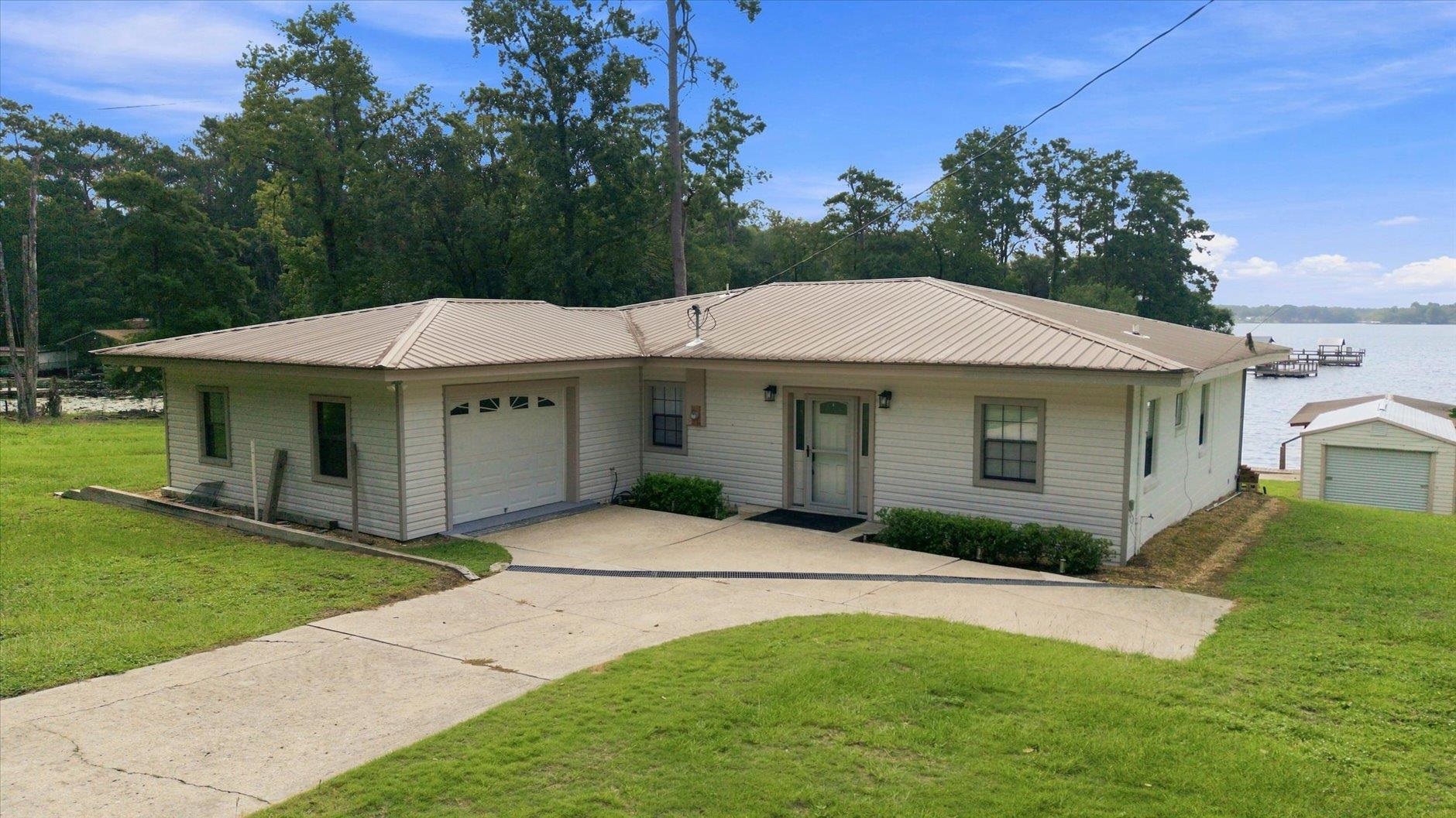 2999 Cooks Landing Road Quincy, FL 32351 - Photo 2 of 70 Gallery Image 2