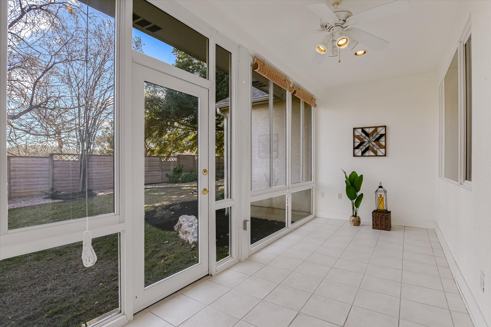 265 Trail Of The Flowers Georgetown, TX 78633 - Photo 10 of 20 a view of an entryway