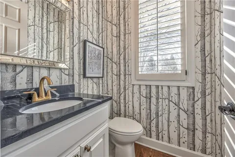 $1,200,000 | 14236 Nieman Road, Overland Park, KS 66221