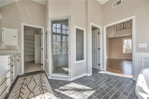 $1,200,000 | 14236 Nieman Road, Overland Park, KS 66221