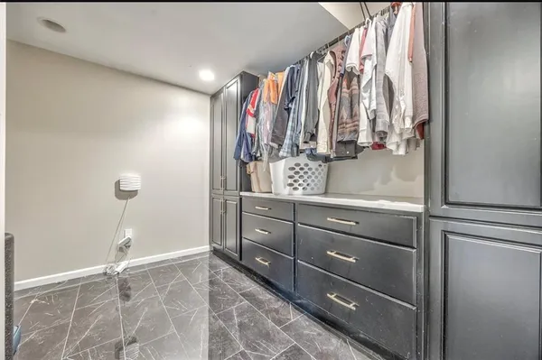 $1,200,000 | 14236 Nieman Road, Overland Park, KS 66221