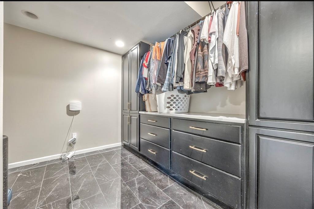 14236 Nieman Road Overland Park, KS 66221 - Photo 36 of 39