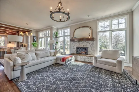 $1,200,000 | 14236 Nieman Road, Overland Park, KS 66221