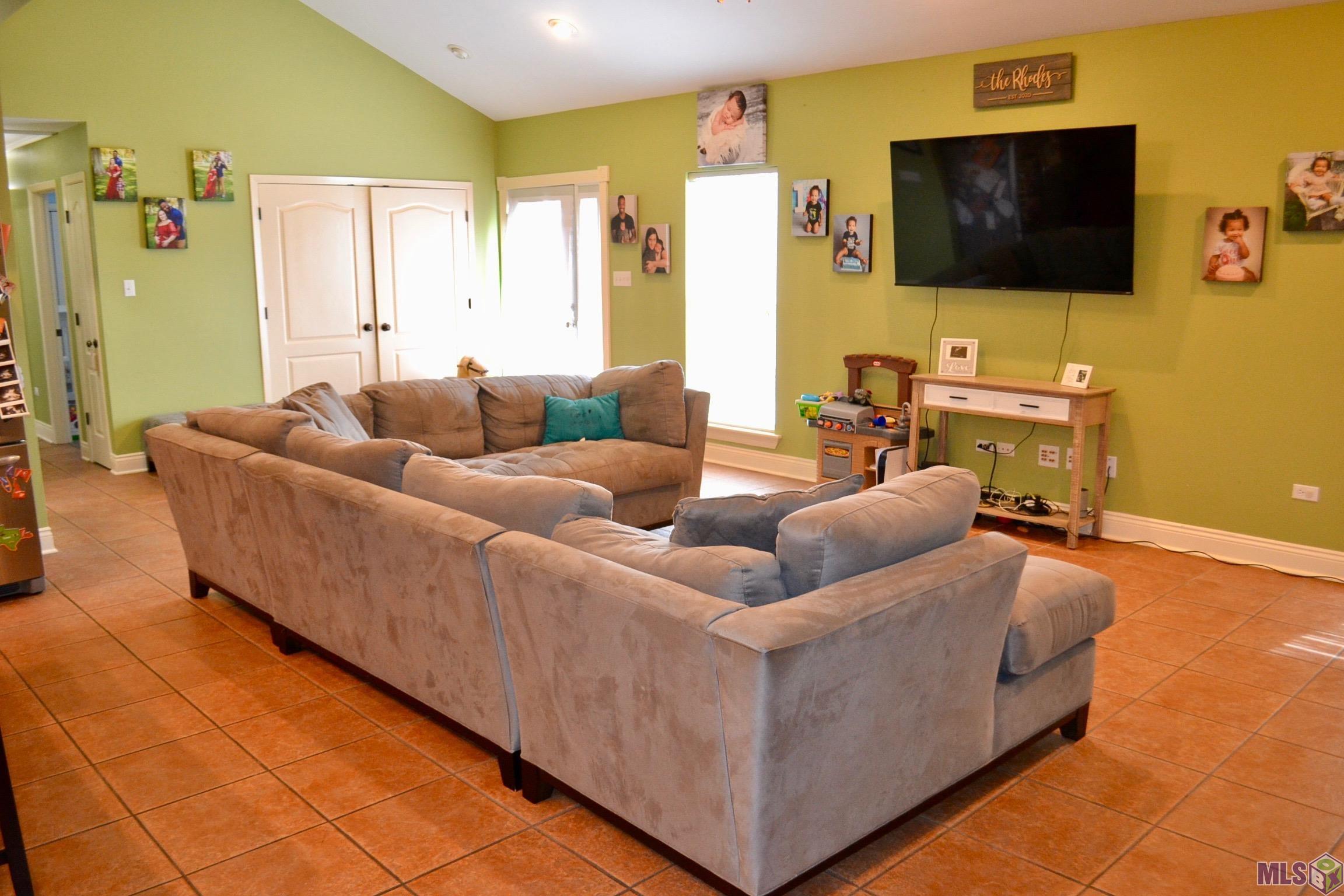 150 West 64th Street Cut Off, LA 70345 - Photo 9 of 25