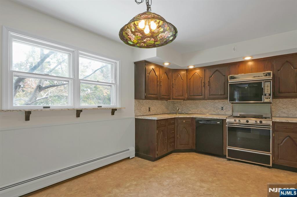 63 Van Orden Road Harrington Park, NJ 07640 - Photo 16 of 50