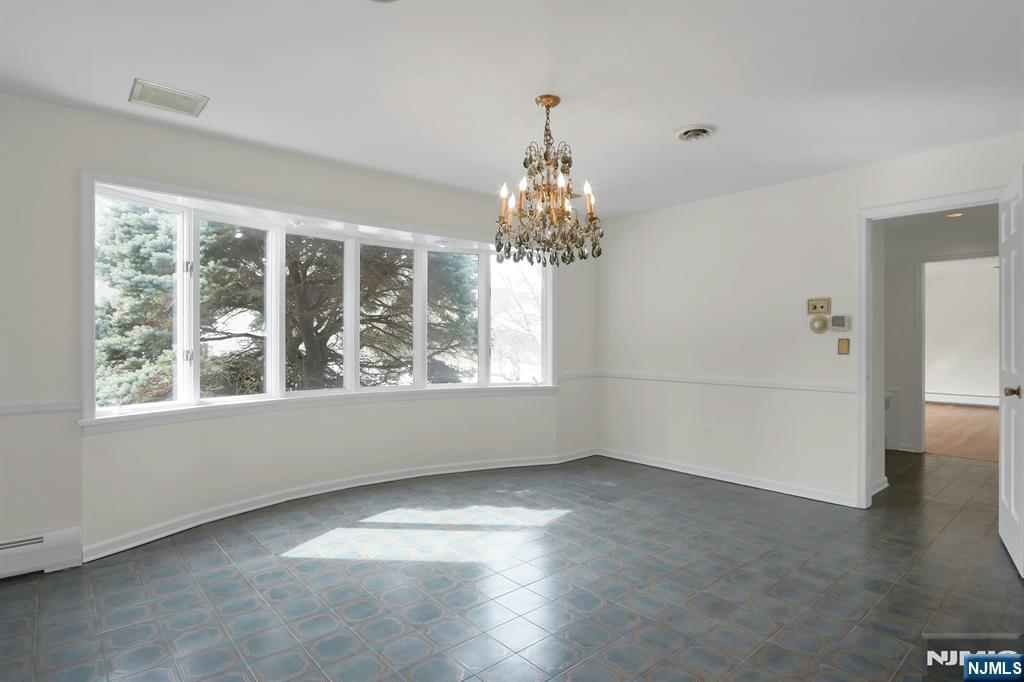 63 Van Orden Road Harrington Park, NJ 07640 - Photo 9 of 50