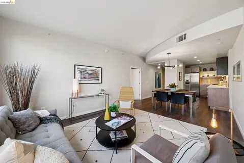 $638,000 | 6465 San Pablo Avenue, Unit 203, Oakland, CA 94608