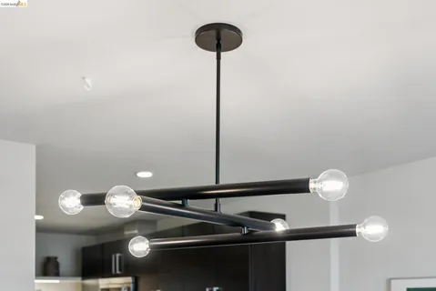 $638,000 | 6465 San Pablo Avenue, Unit 203, Oakland, CA 94608