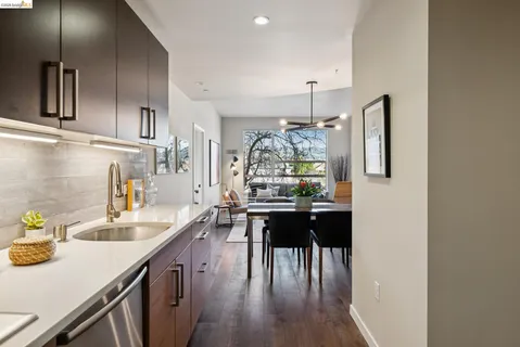 $638,000 | 6465 San Pablo Avenue, Unit 203, Oakland, CA 94608
