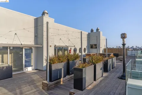 $638,000 | 6465 San Pablo Avenue, Unit 203, Oakland, CA 94608