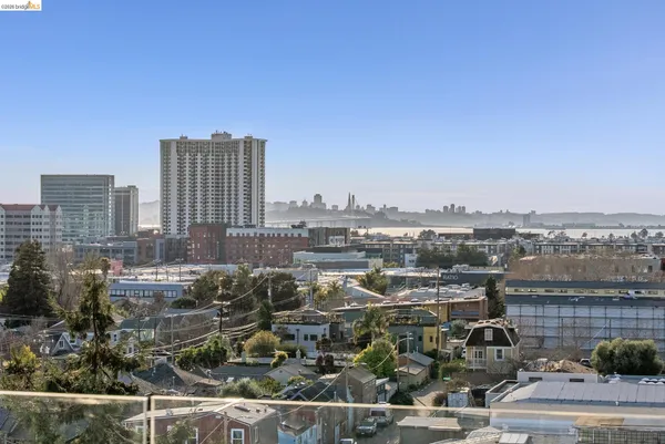 $638,000 | 6465 San Pablo Avenue, Unit 203, Oakland, CA 94608