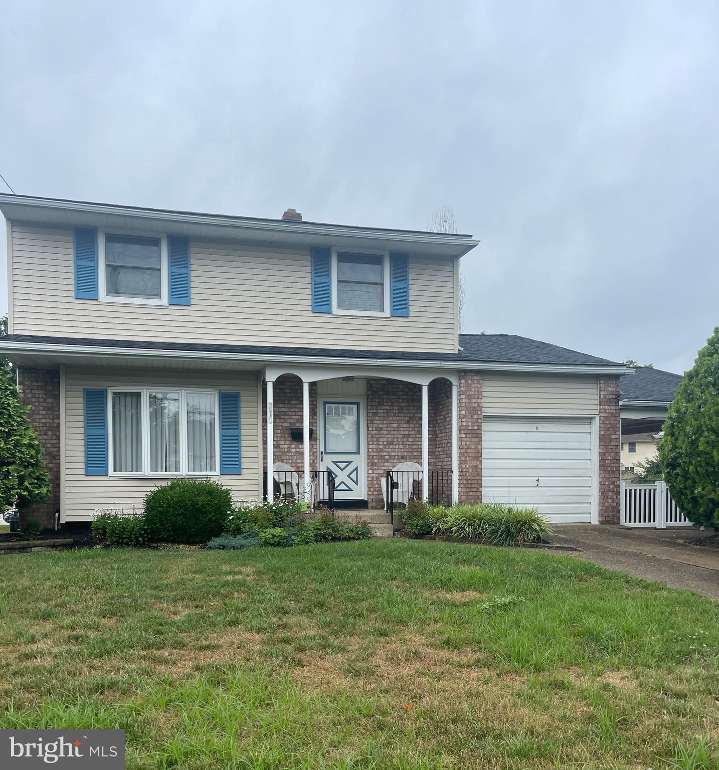 310 South Chester Avenue Delran, NJ 08075 - Photo 1 of 44