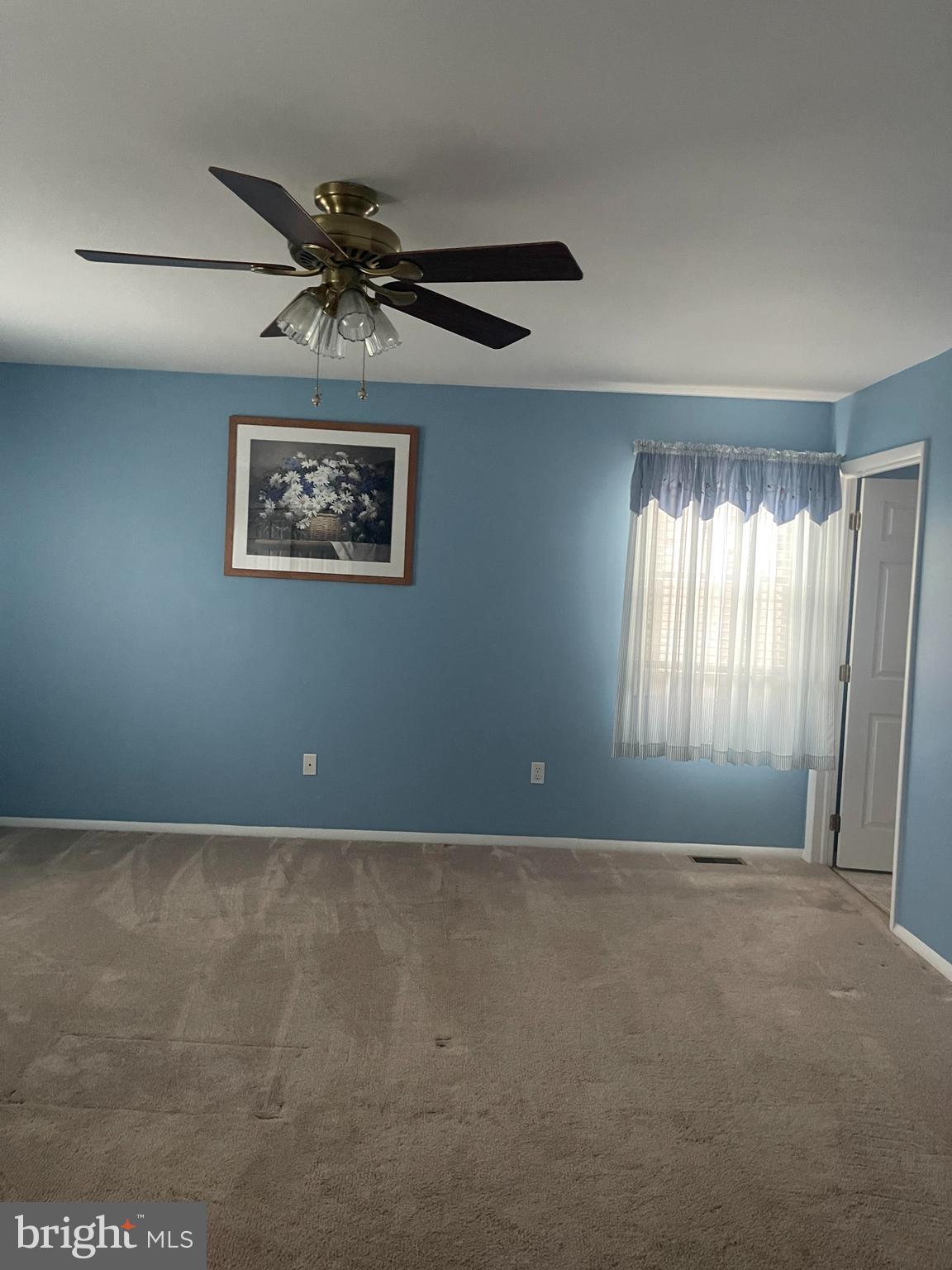 310 South Chester Avenue Delran, NJ 08075 - Photo 16 of 44 Master Bedroom