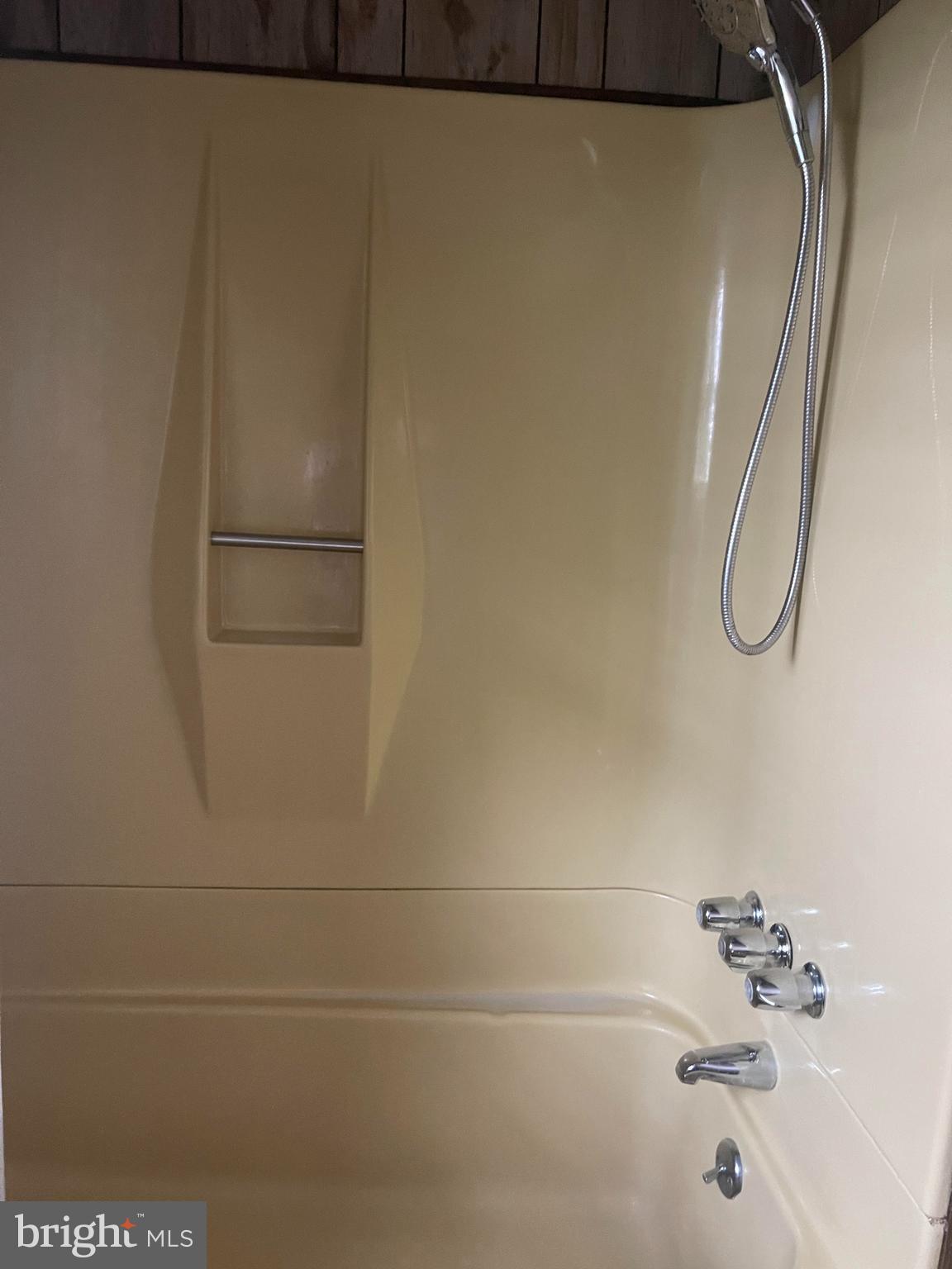 310 South Chester Avenue Delran, NJ 08075 - Photo 25 of 44 Full bath