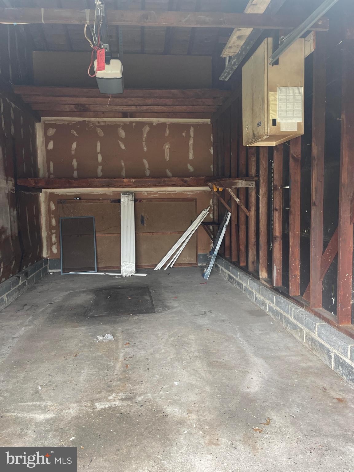 310 South Chester Avenue Delran, NJ 08075 - Photo 32 of 44 Garage
