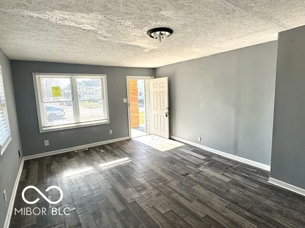 $189,900 | 2202 Woodlawn Avenue, Indianapolis, IN 46203