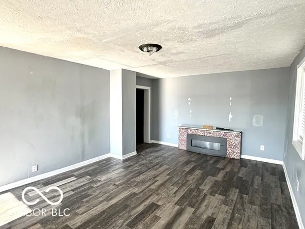 $189,900 | 2202 Woodlawn Avenue, Indianapolis, IN 46203