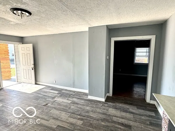 $189,900 | 2202 Woodlawn Avenue, Indianapolis, IN 46203