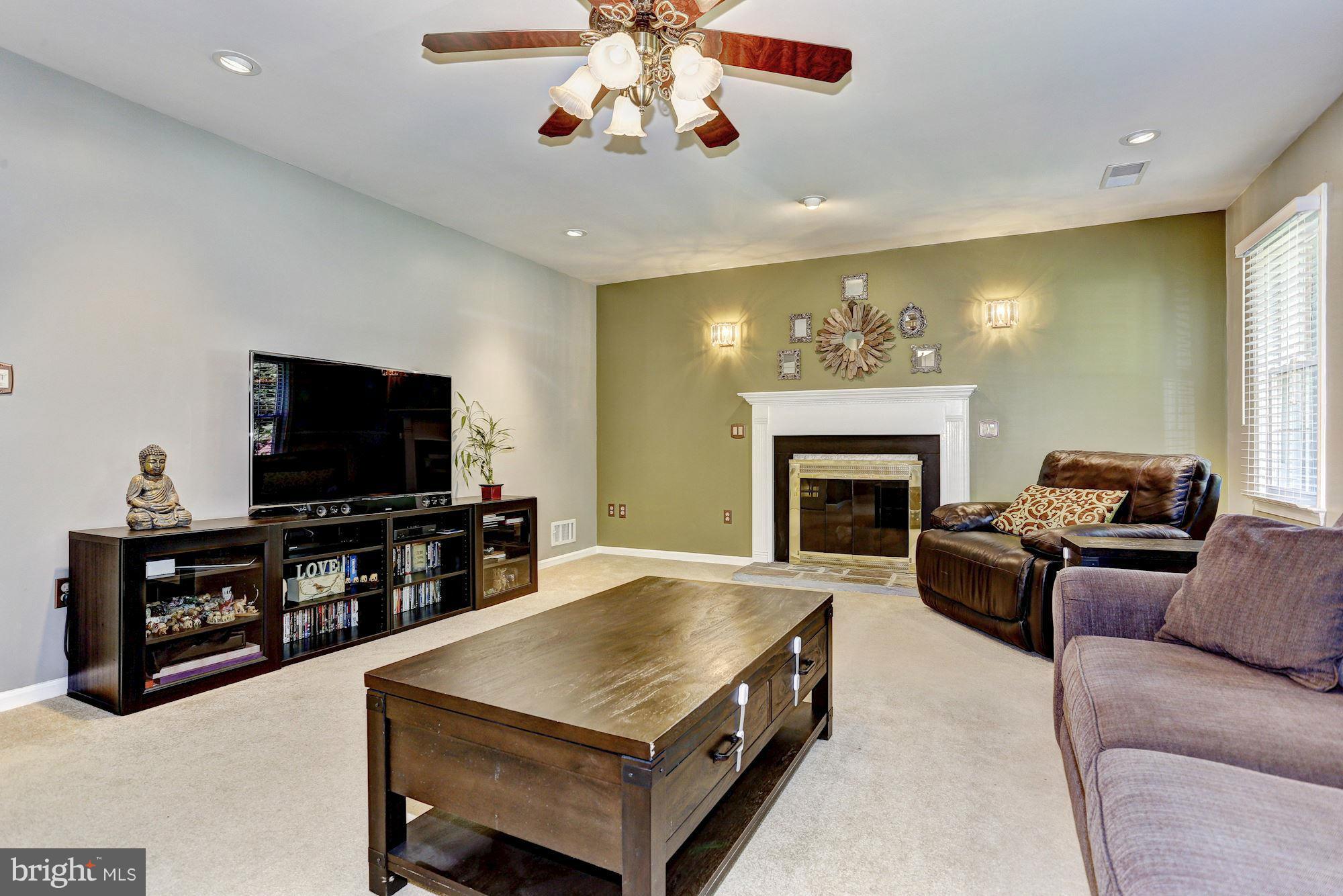 5010 Ten Mills Road Columbia, MD 21044 - Photo 11 of 30 Family Room