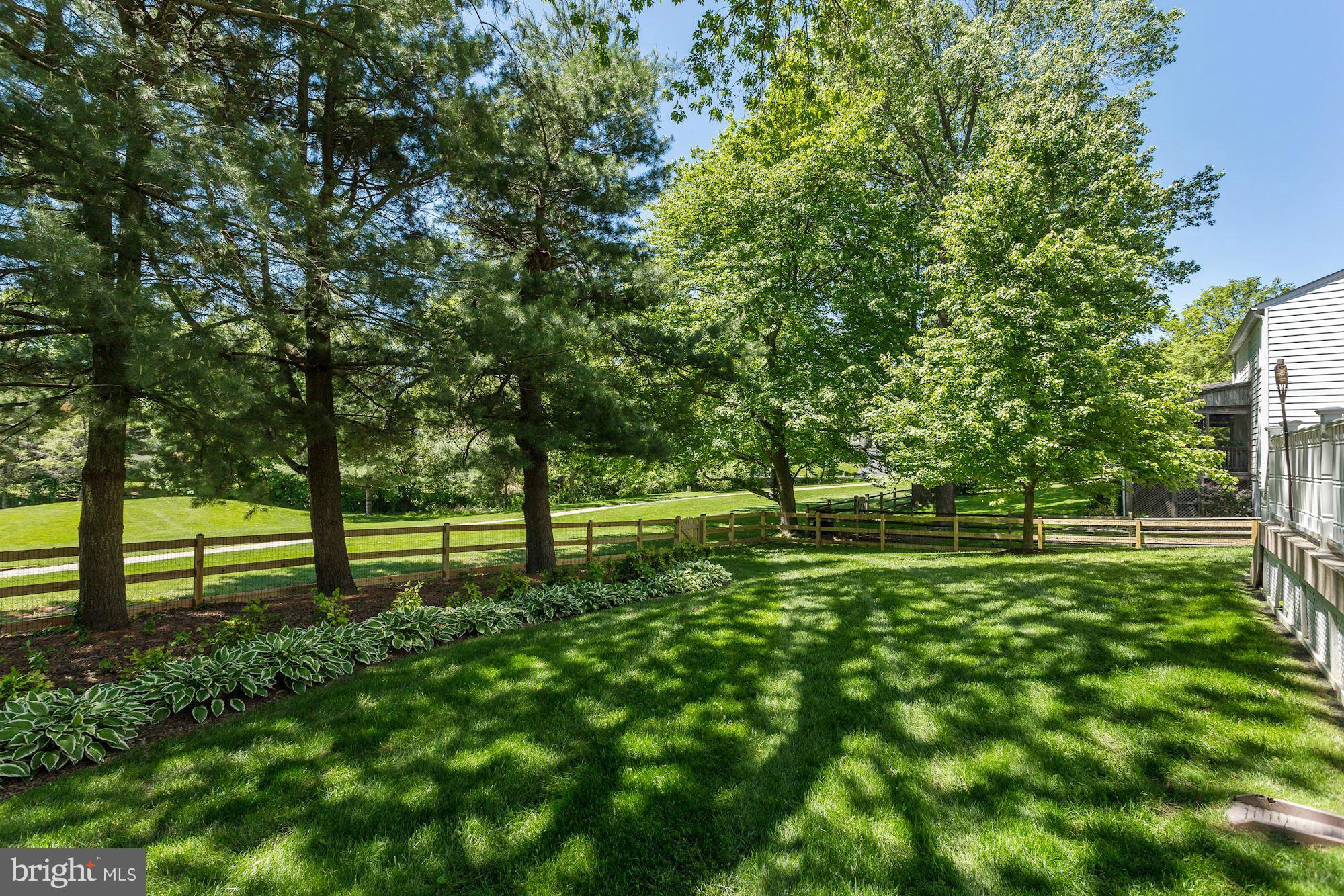 5010 Ten Mills Road Columbia, MD 21044 - Photo 29 of 30 Landscaped Grounds