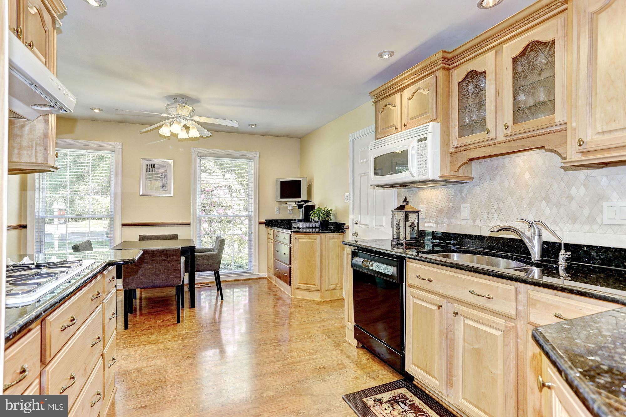 5010 Ten Mills Road Columbia, MD 21044 - Photo 6 of 30 Kitchen