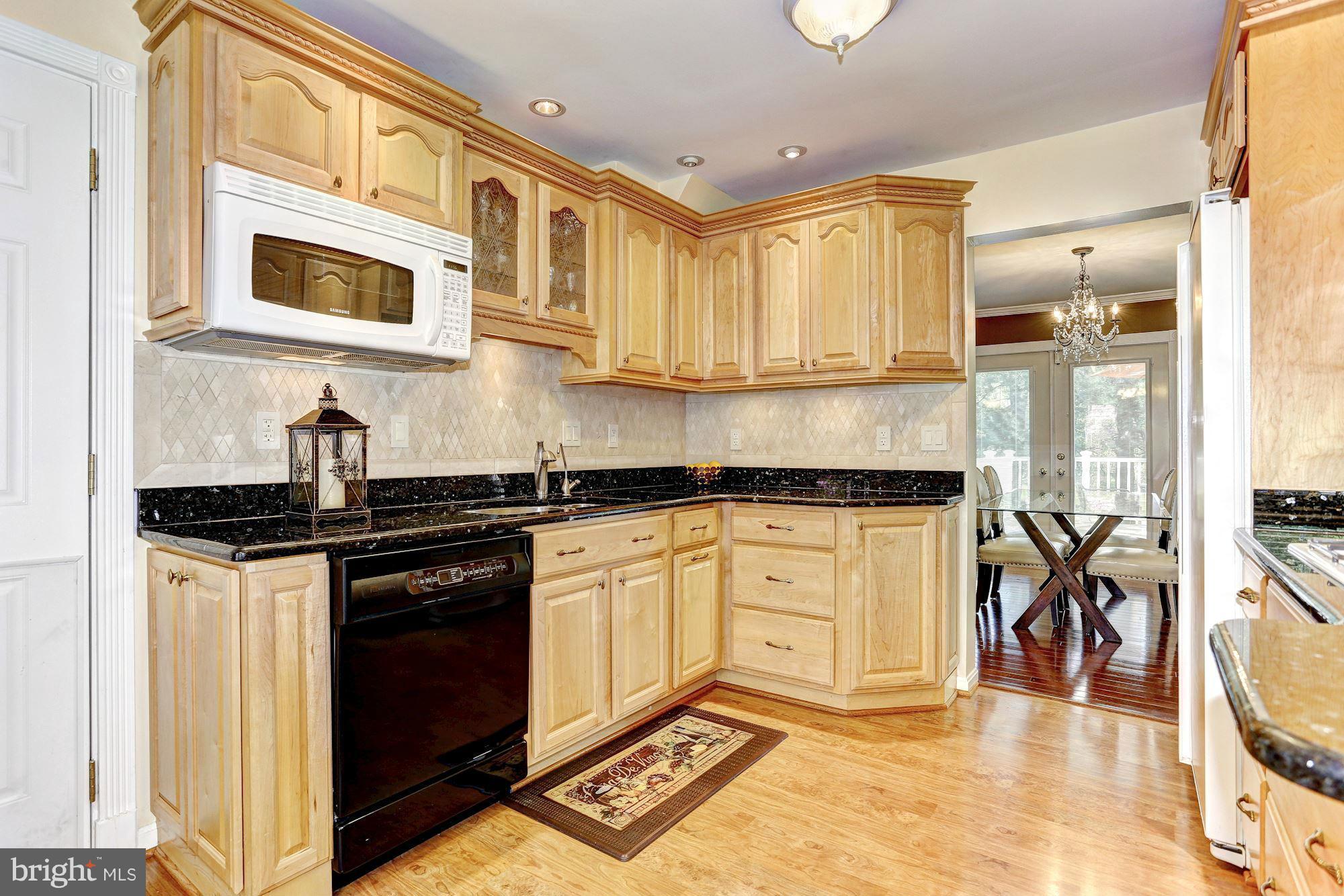 5010 Ten Mills Road Columbia, MD 21044 - Photo 7 of 30 Kitchen