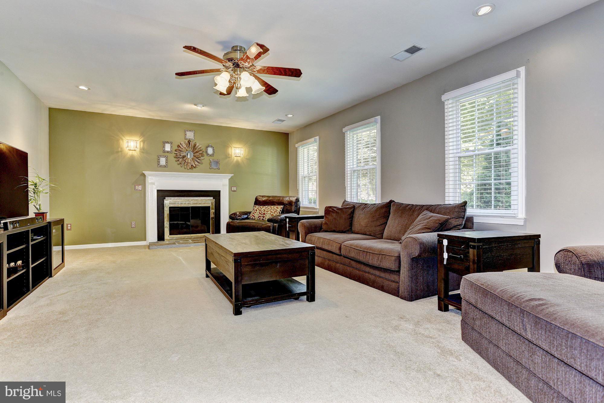 5010 Ten Mills Road Columbia, MD 21044 - Photo 10 of 30 Family Room