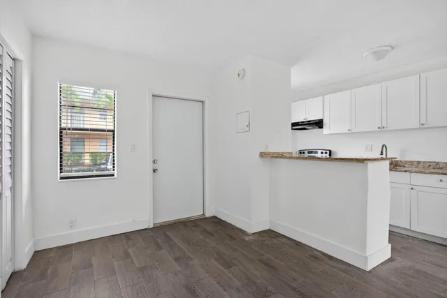 $1,500 | 4081 North Dixie Highway, Unit 5, Oakland Park, FL 33334