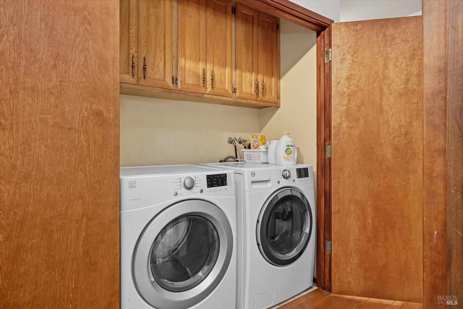 2487 Olivet Road Santa Rosa, CA 95401 - Photo 23 of 48 a utility room with dryer and washer