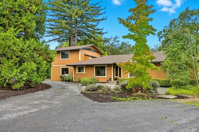 $1,325,000 | 2487 Olivet Road, Santa Rosa, CA 95401