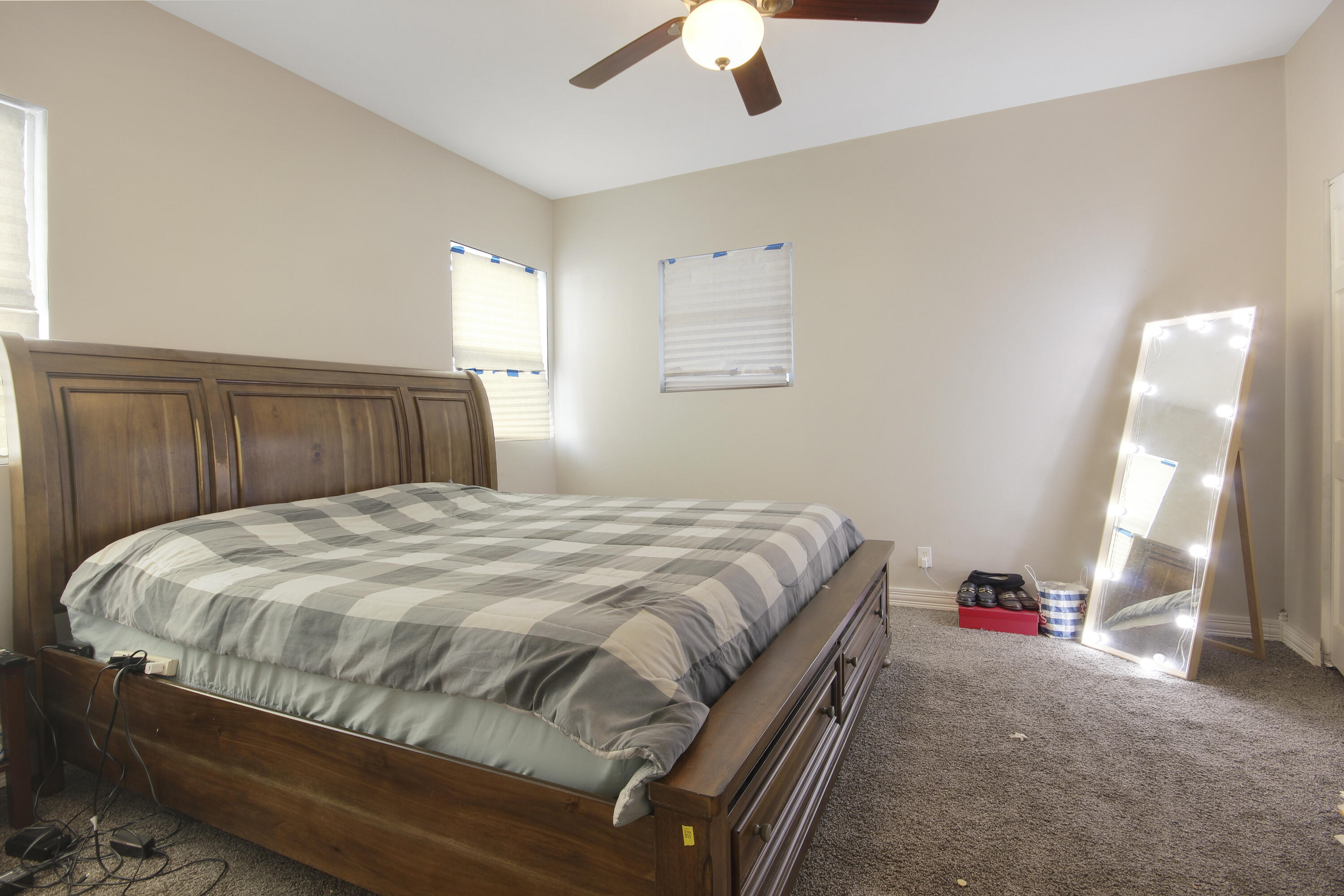 6327 Garfield Avenue Hammond, IN 46324 - Photo 6 of 20 a bedroom with a bed and a window