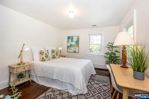 $899,000 | 582 Highland Avenue, Montclair, NJ 07043