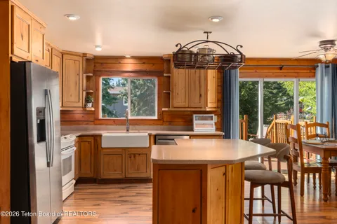 $2,300,000 | 500 East Hansen Avenue, Jackson, WY 83001