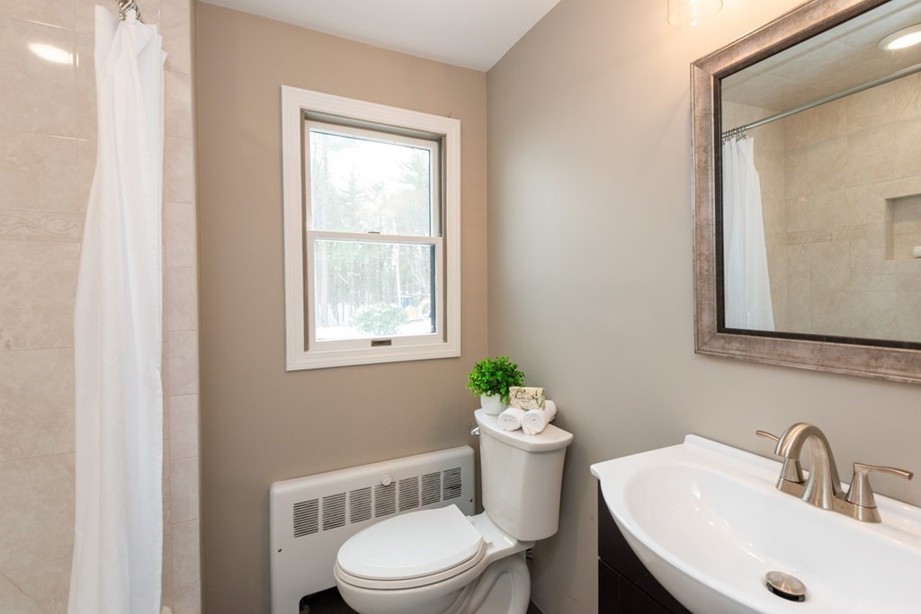 18 Lovell Road Lynnfield, MA 01940 - Photo 23 of 40 Gallery Image 23