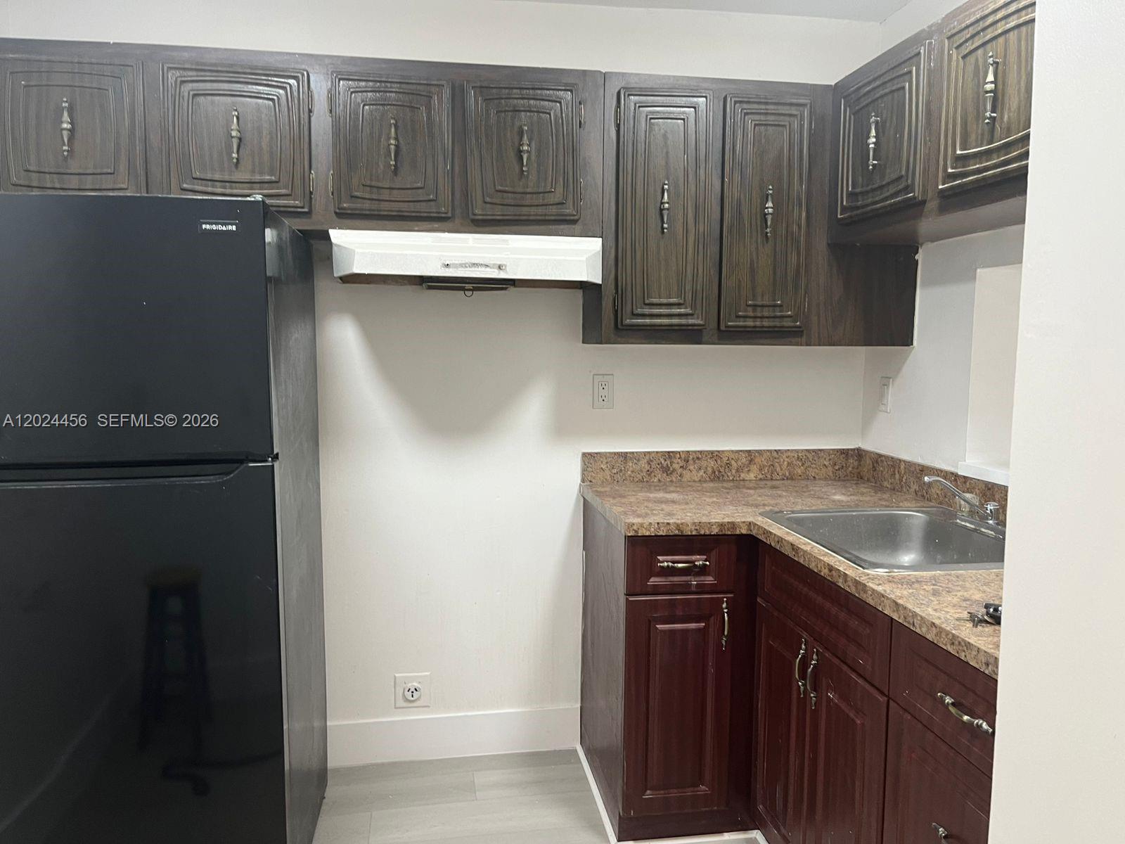 484 Northwest 165th St Road, Unit A111 Miami, FL 33169 - Photo 21 of 40