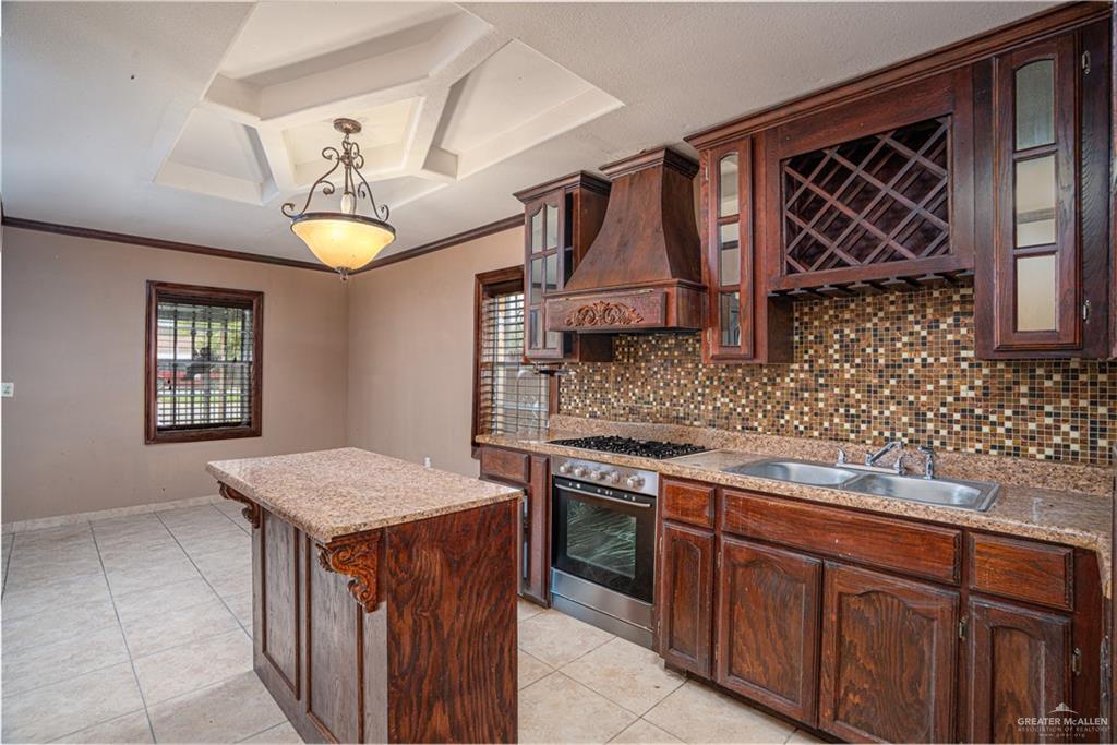 720 North Padre Avenue Weslaco, TX 78596 - Photo 10 of 29