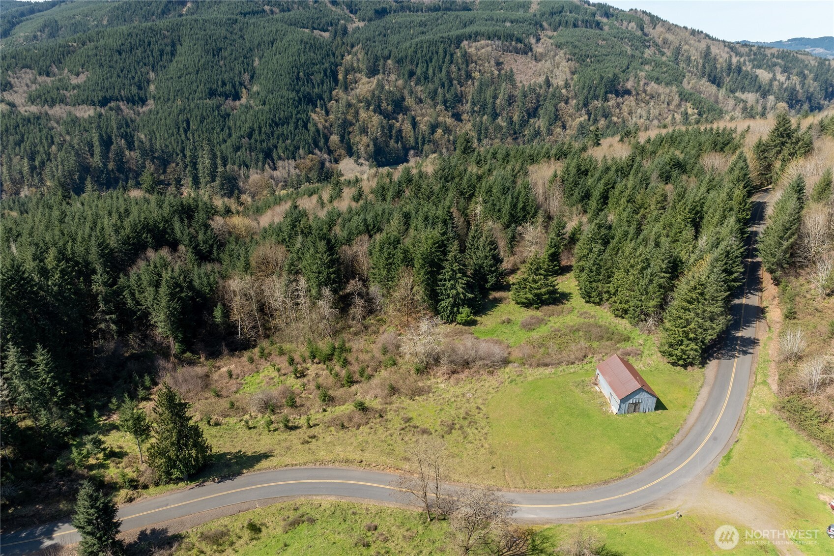 727 Greenwood Road Kalama, WA 98625 - Photo 13 of 17 a view of a yard