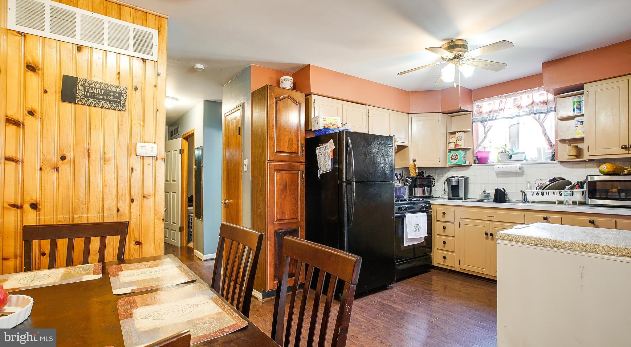 4308 McMenamy Street Philadelphia, PA 19136 - Photo 8 of 21 Eat-in Kitchen